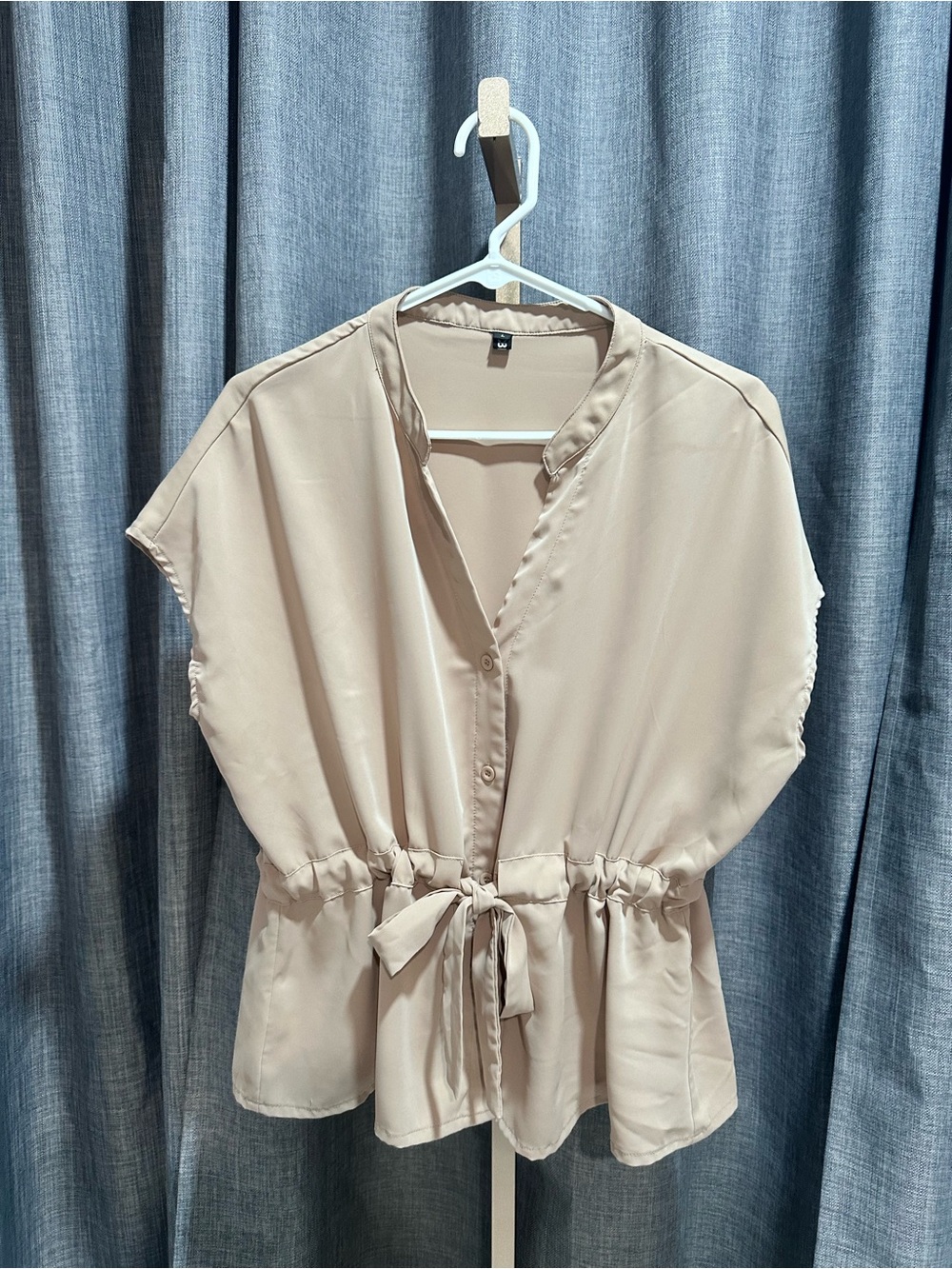 ❤️❤️Beige Tie-Waist Cap Sleeve Blouse